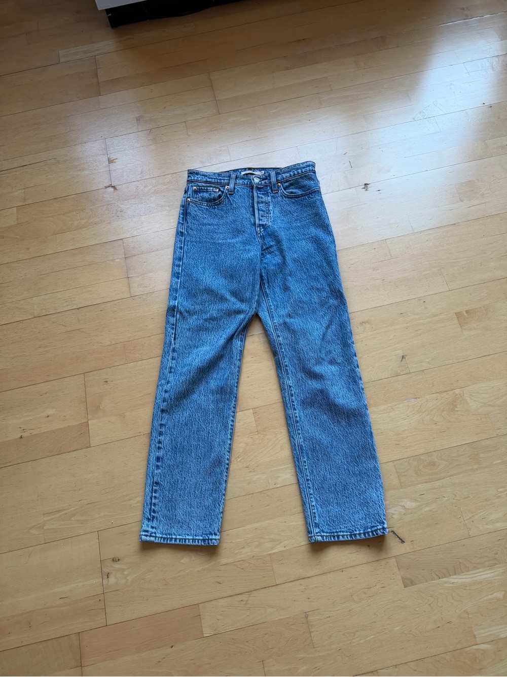 Levi's Women's Wedgie Straight-Leg Blue Jeans
